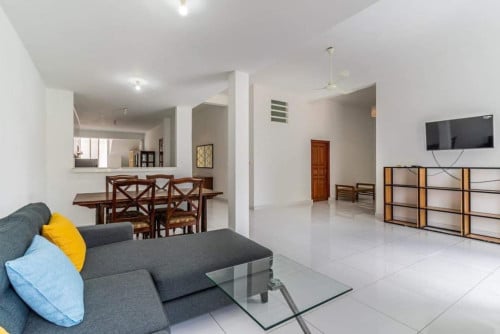 Spacious 2BR Apartment for Rent near Riverside | Psar Chas Area 💚