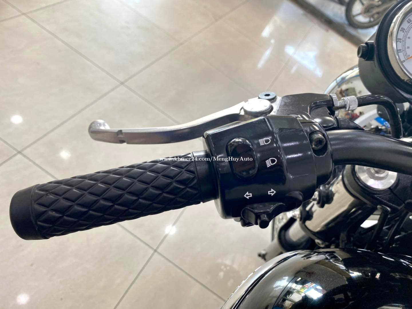 900cc triumph motorcycle price