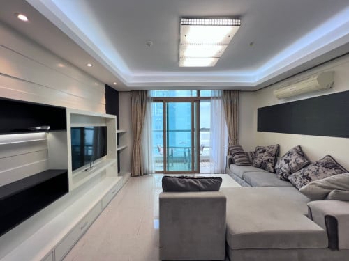 Fully furnished 2 bedrooms for sale at De Castle Royal in BKK1