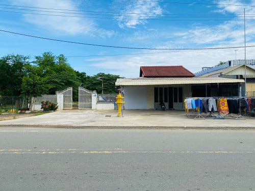 ដី និង ផ្ទះ សម្រាប់លក់ / House & Land for Sale