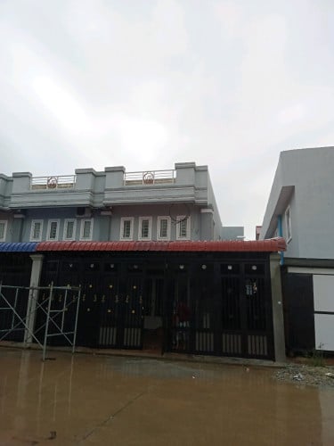 ផ្ទះលក់ ម្ចាស់ផ្ទាល់ ប្លង់រឹងស្របច្បាប់ (ផ្ទះថ្មី)