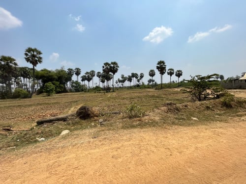 Land for sell at Kompong speur