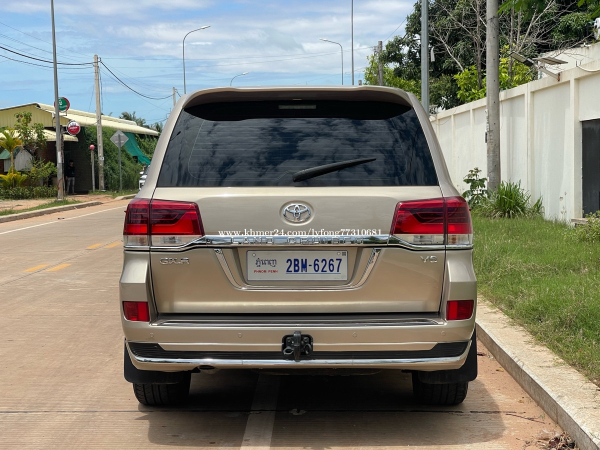 Landcruiser 2010Arab full Price 42500.00 in Siem Reab, Cambodia Hou