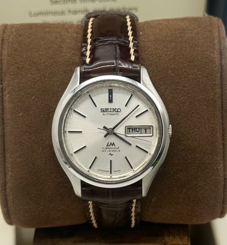 𝑺𝒆𝒊𝒌𝒐 𝑨𝒖𝒕𝒐𝒎𝒂𝒕𝒊𝒄 𝑳𝑴 𝑺𝒑𝒆𝒄𝒊𝒂𝒍 𝐃𝐚𝐲/𝐃𝐚𝐭𝐞  𝟐𝟑 𝐉𝐞𝐰𝐞𝐥𝐬 𝐒𝐢𝐥𝐯𝐞𝐫