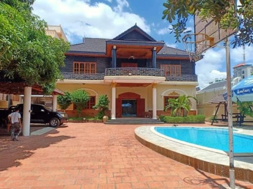 Villa for rent at Toul Kork