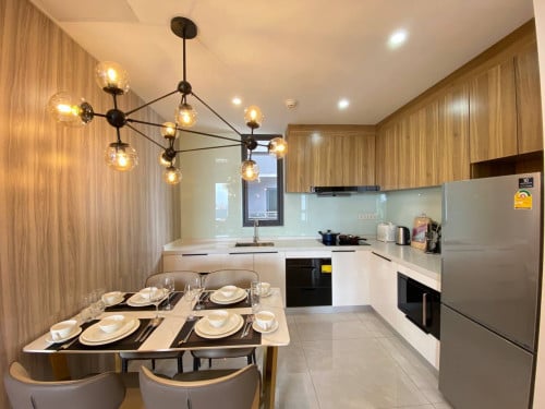 Luxurious 3-bedroom condo for rent in Phnom Penh