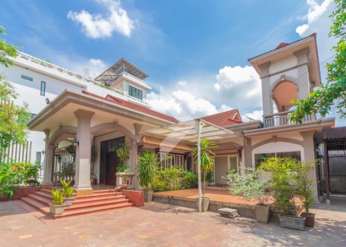 [វីឡាសម្រាប់ជួល - VILLA FOR RENT]