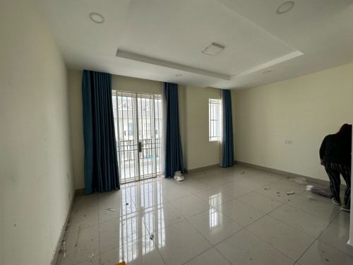 House for sale $250,000  and rent $650 ចចារ