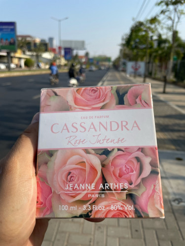 Buy Jeanne Arthes Cassandra Rose Intense Eau De Parfum 100Ml at Rs.1200  online