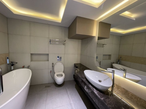 Luxurious Penthouse 3 Bedroom | Tonle Bassac Land |
