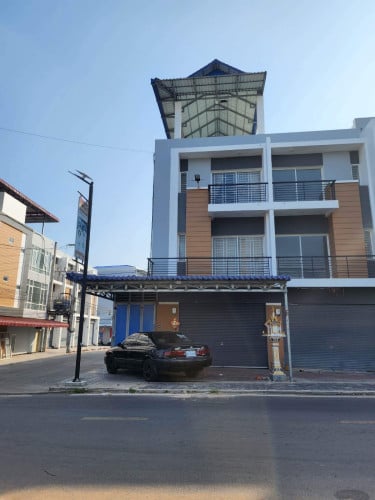 ផ្ទះ​​អាជីវកម្មសំរាប់លក់នៅក្រុងព្រះសីហនុ