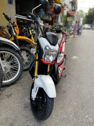មានលក់ម៉ូតូគ្រប់ប្រភេទ