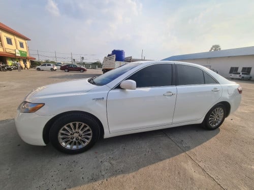 Toyota Camry hybrid 50 Anniversary Full
