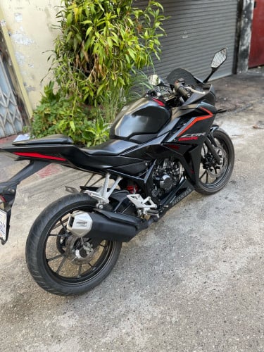 មានលក់ម៉ូតូគ្រប់ប្រភេទ