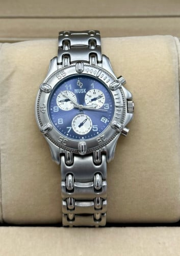 𝑴𝒖𝒔𝒌 𝑷𝒂𝒓𝒊𝒔 𝑴𝑭𝟐𝟎𝟎𝟐 𝑪𝒉𝒓𝒐𝒏𝒐𝒈𝒓𝒂𝒑𝒉 𝑾𝒂𝒕𝒄𝒉