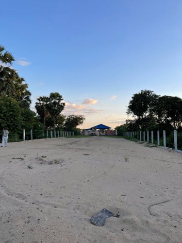 ដីសម្រាប់ជួល