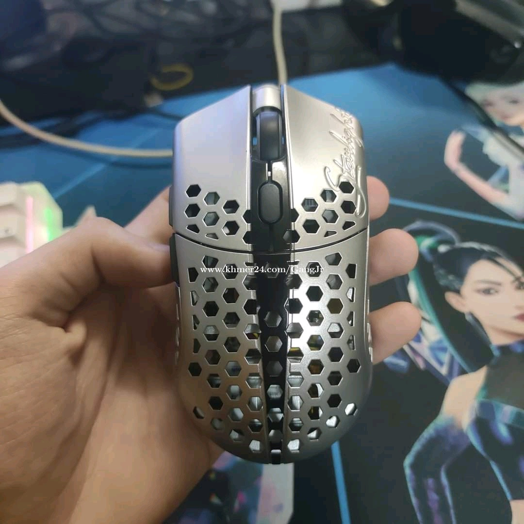 Finalmouse Tenz Used Size S Price $200.00 in Voat Phnum, Cambodia