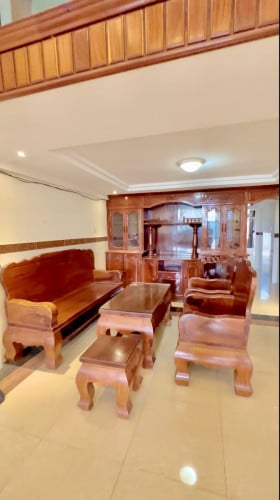 ផ្ទះជួល / Maison de location / House for Rent