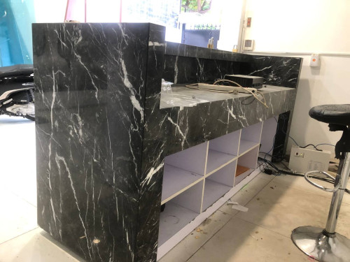 ទូ តុ counter គិតលុយ នៅហាង