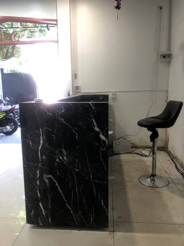 ទូ តុ counter គិតលុយ នៅហាង