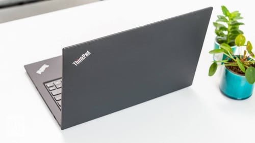 Lenovo ThinkPad T490 Touch  -Core i7-8th Gen