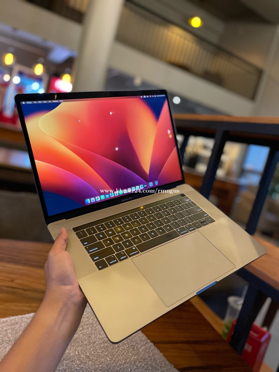 MacBook Pro 2018 15'' I i9 | Ram 32 GB | SSD 512 GB ខ្ចី