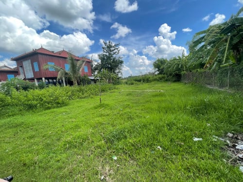 ដីលក់ ជិតផ្លូវជាតិលេខ 7