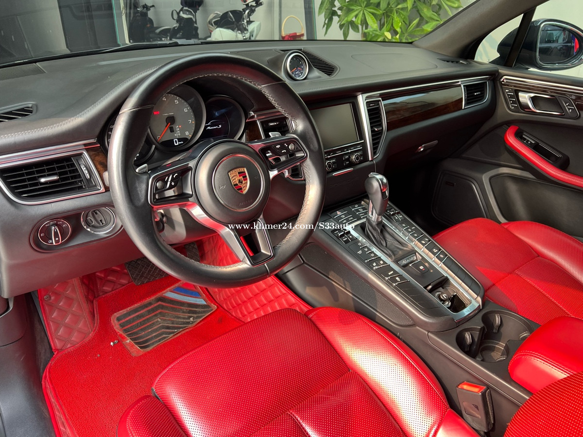 New 2024 Porsche Macan GTS SUV in New York #241176