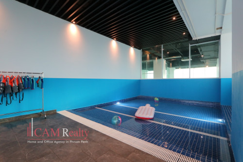 2 bedrooms condo for rent in BKK1