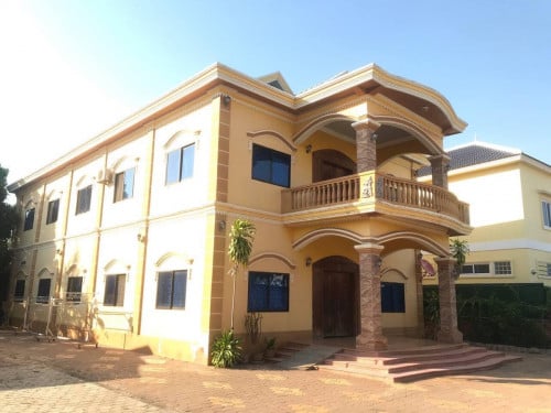 ផ្ទះ​សំរាប់​លក់​