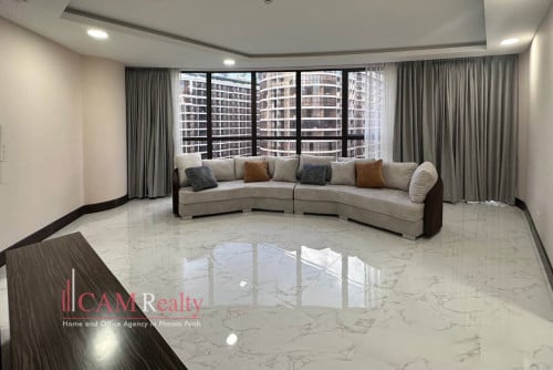 Orkide The Royal | 3 bedrooms condo for rent | Swimming pool and gym