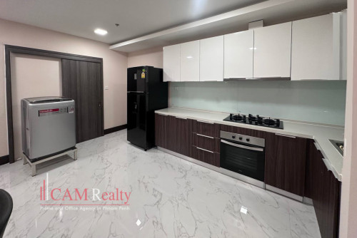 Orkide The Royal | 3 bedrooms condo for rent | Swimming pool and gym