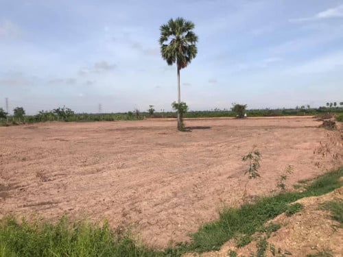 ដីលក់ម្ចាស់ផ្ទាល់ទំហំសាងសងរោងចក្របាន