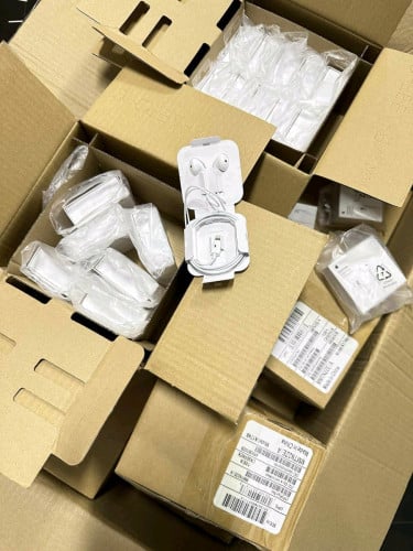 កាស xs max ហ្ស៊ីនកម្មង់ 2កាស=20$