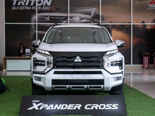 រថយន្ត Mitsubishi Xpander Cross ស៊េរីឆ្នាំ 2023
