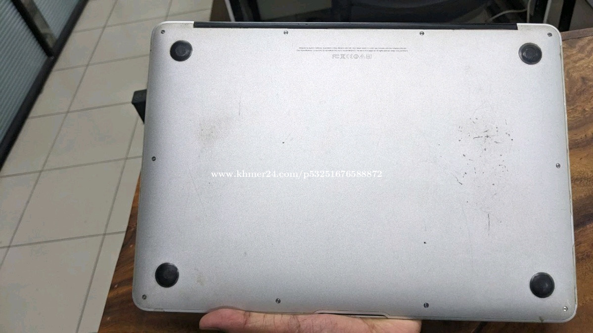 MacBook Air 2014- CoreI7 8G of Ram 128G Price $220.00 in Tuol