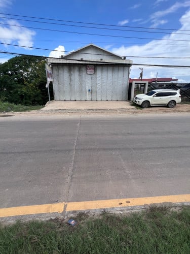 ឃ្លាំលក់ 10.20 x 30 មាន3ជាន់ ប្លង់រឹង 307m លើផ្លូវធំកប់ស្រូវ ( ផ្លូវវិមានឈកនះៗ) ទាល់មុខបឹងកប់ស្រូវ