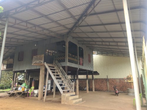 ផ្ទះលក់ 180000$ តម្លៃអាចចរចាបាន