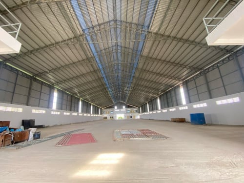 ឃ្លាំងសំរាប់ជួលនៅតាខ្មៅ