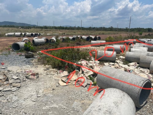 ដីកែងលក់ 10x20m នៅជិតឆ្នេរនេសាទ ប្លង់រឹង អាចបង់រំលស់បាន