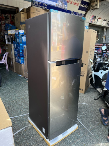 SAMSUNG RT25FARDBS8
