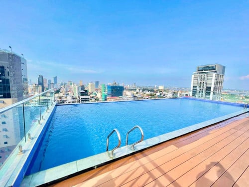 Service apartment available for rent in Bkk1 🌲