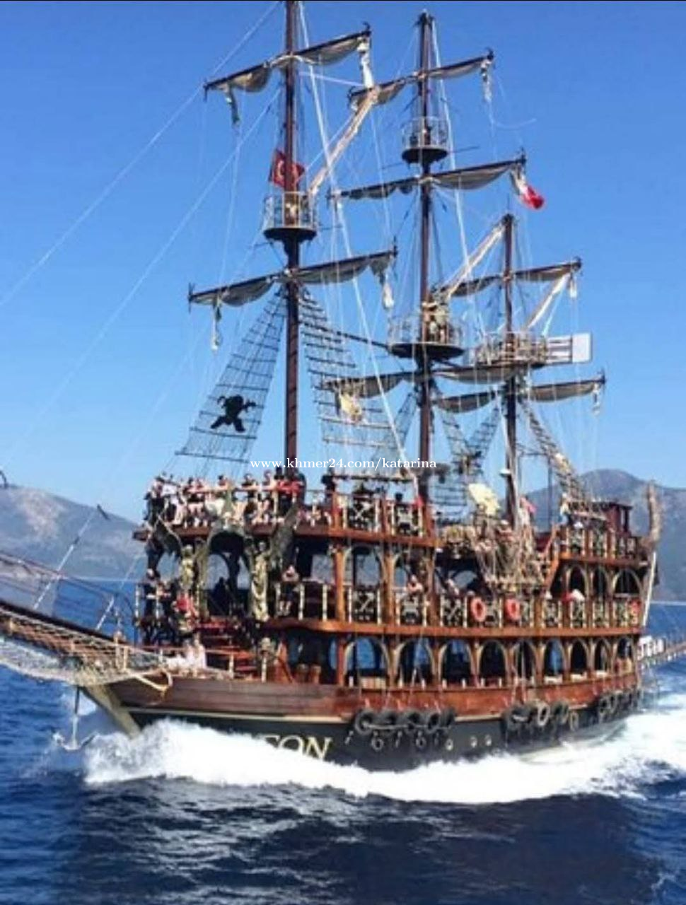 Boat for sale "Black pearl" 70,000 (Can talk) Price 70000.00 in