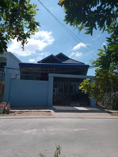 ដីនិងផ្ទះលក់