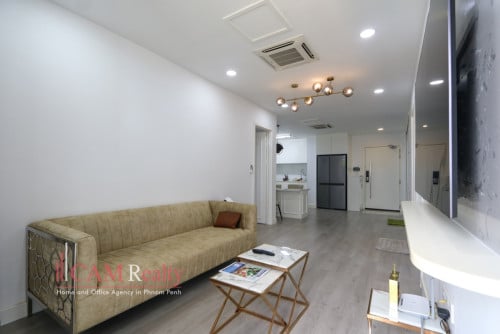 Korean-designed 2 Bedrooms plus 1 Office Condo on 52th Floor For Sale in The Peak Residence