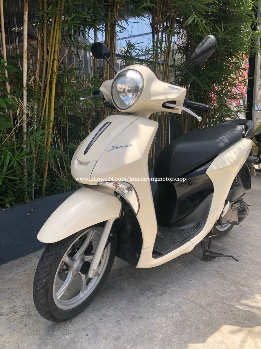 The second hand motor Price 890.00 in Tonle Basak, Cambodia