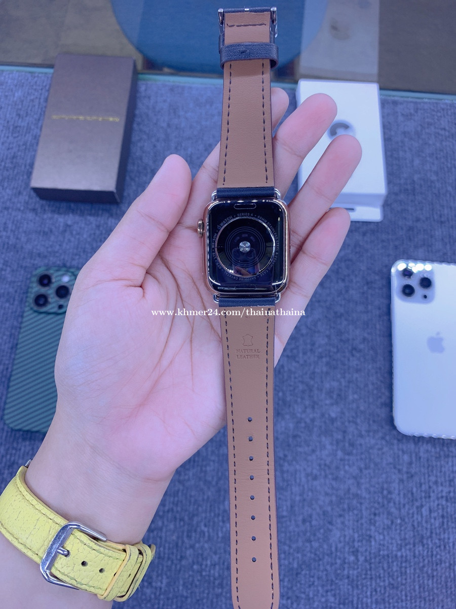 Apple Watch I watch series4 40MM LTE stainless steel gold 99 210 210.00 Thaina Dara Sales Phones Khmer24