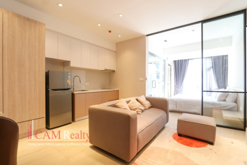Tuol Kork | 1 bedroom condo for rent | Swimming pool, gym and sky-bar