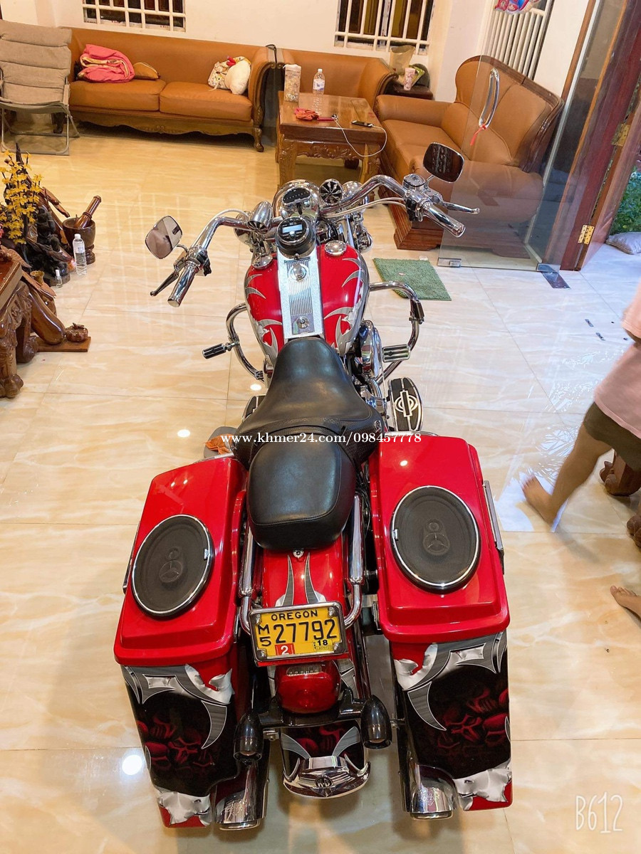 Harley Davidson road king Price 8500.00 in Chaom Chau 3, Cambodia