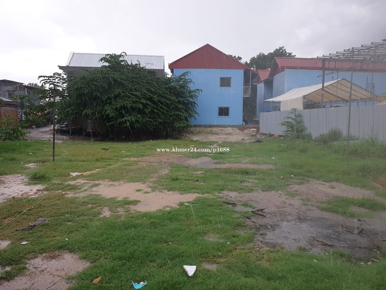 ដីទំនេរសំរាប់លក់ Land for Sales in Niroth Price 200000.00 in Phsar